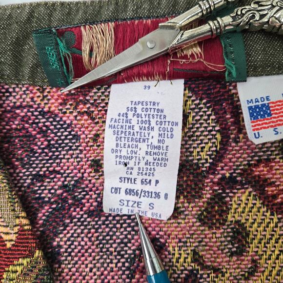 Vintage Orvis Fall Tapestry Vest size Small - Picture 6 of 16